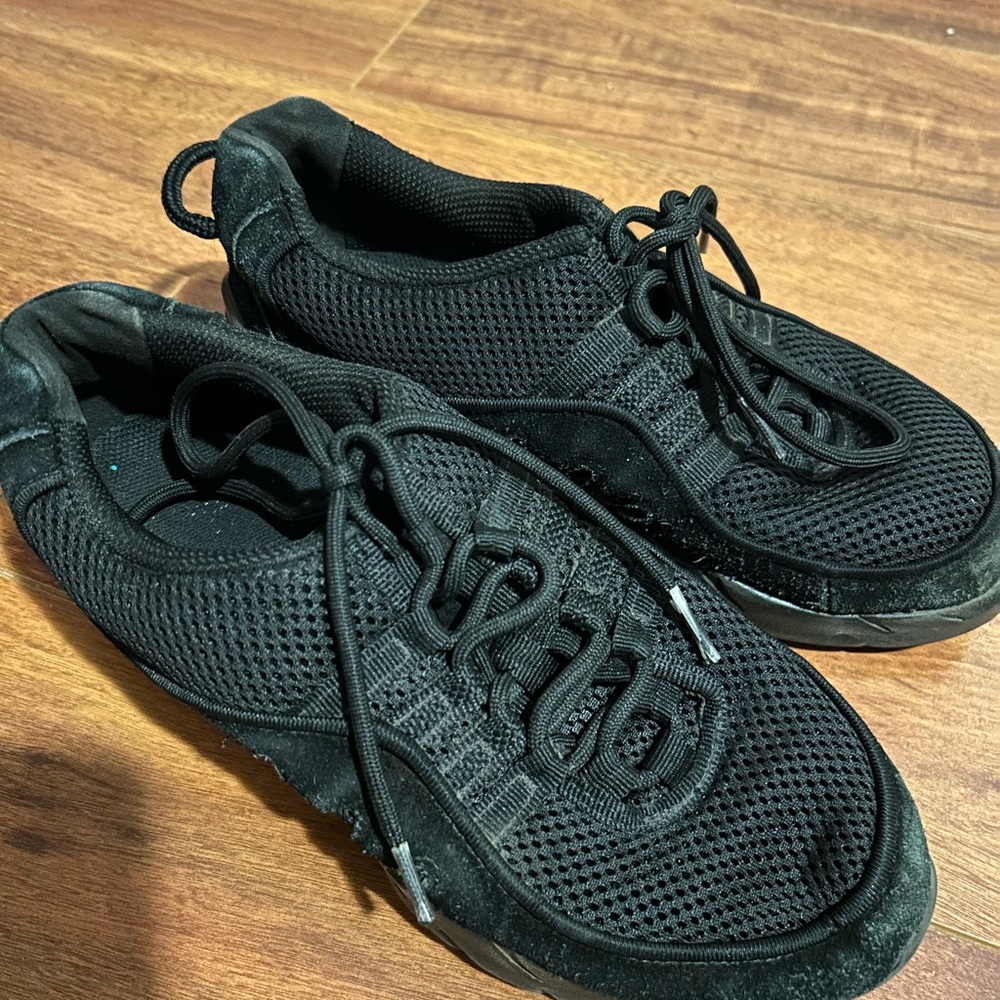 Black Hip-Hop Shoes